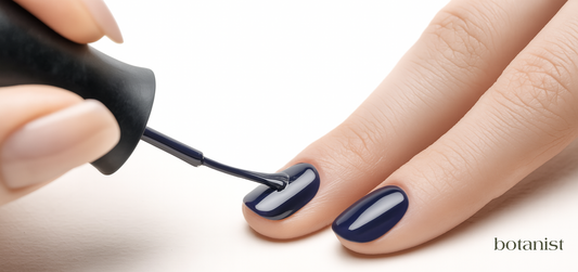 How to Properly Apply Nail Polish